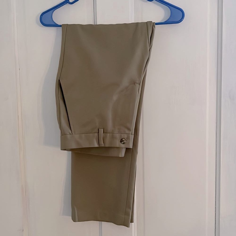 30x29 Van Heusen mens dress pant